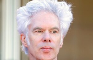 La película de Jim Jarmusch explora la dinámica familiar con Tom Waits, Adam Driver y Cate Blanchett