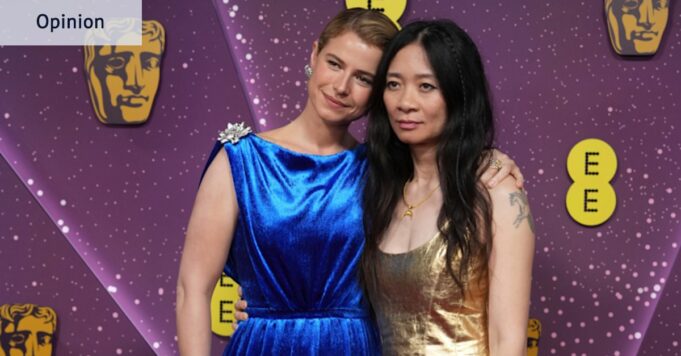 Podría llorar cada vez que escucho hablar a Chloé Zhao. Ella es tan verdadera y sabia