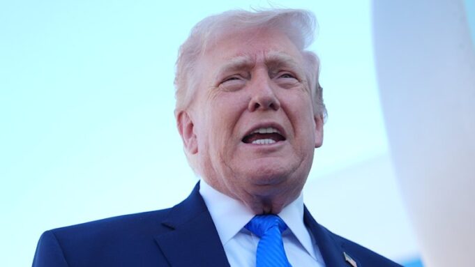 Donald Trump da marcha atrás en su amenaza de bombardear la red eléctrica de Irán, citando conversaciones para poner fin a la guerra