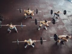 Una guía para principiantes sobre levantamiento de pesas, forma y repeticiones.