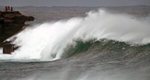 La costa de Sydney azotada por un clima salvaje