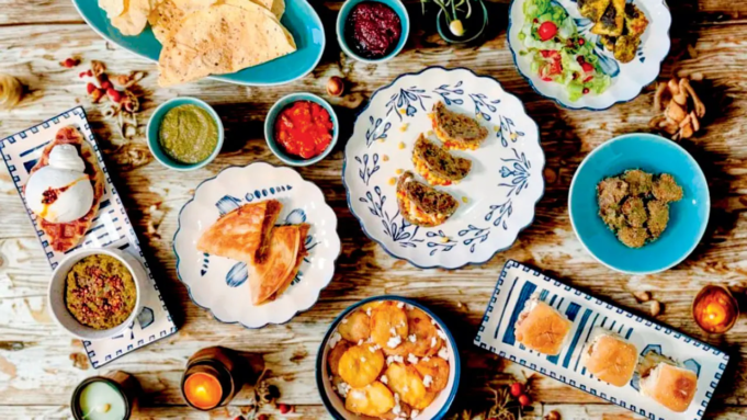 Cómo este nuevo club de cena celebra los sabores sindhi en Mumbai
