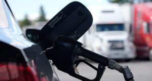 Los habitantes de Colorado podrían ver un rápido aumento de los precios de la gasolina si la guerra contra Irán se prolonga