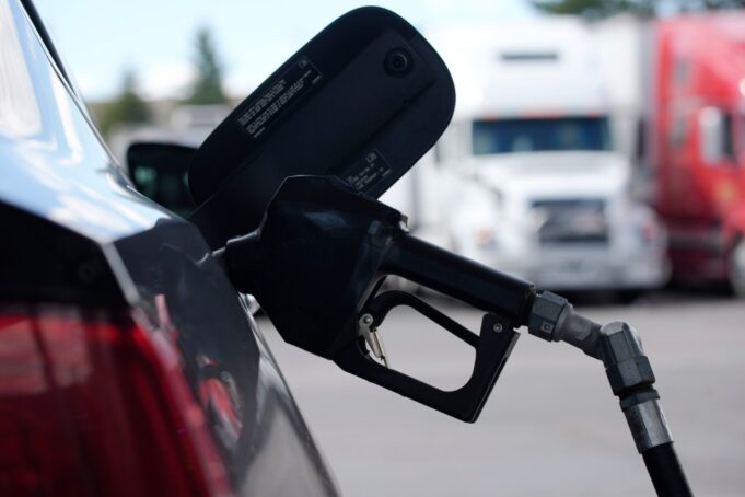 Los habitantes de Colorado podrían ver un rápido aumento de los precios de la gasolina si la guerra contra Irán se prolonga