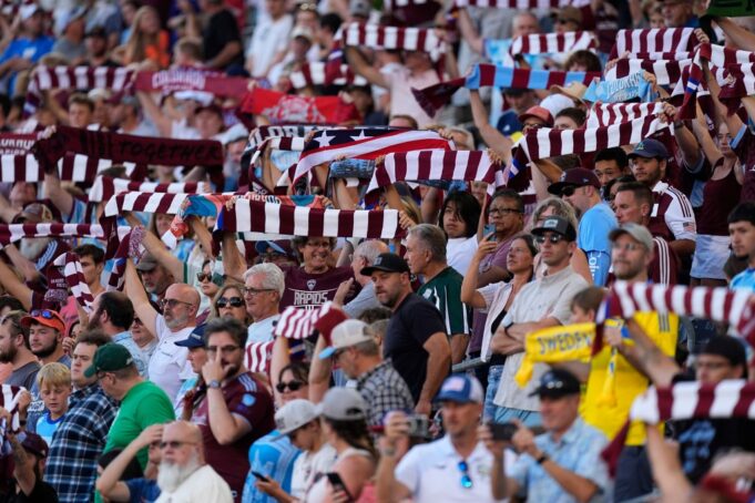 Colorado Rapids derrota a Portland Timbers por 2-0 en el primer partido en casa
