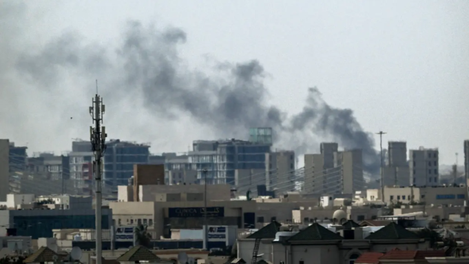 Conflicto en Asia occidental, día 6: explosiones en los Emiratos Árabes Unidos y llamada de Modi-Macron entre los aspectos más destacados
