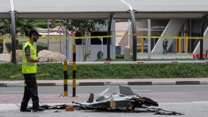 Se informan ataques con drones en dos lugares de Dubai, el aeropuerto internacional de Kuwait