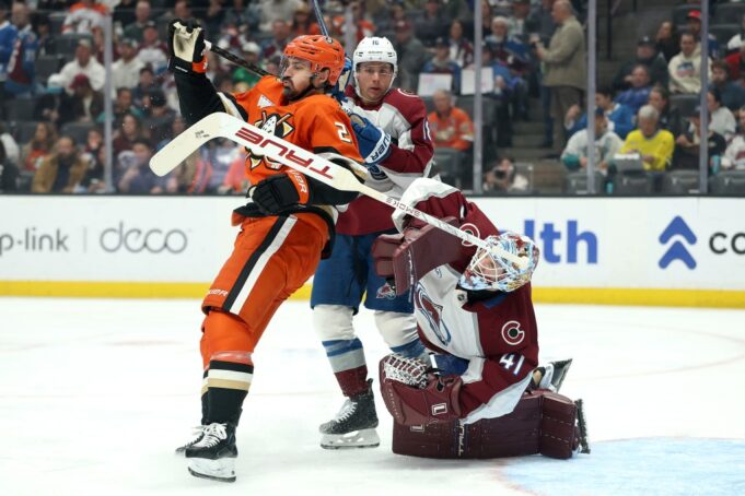 Cale Makar y Scott Wedgewood llevan a Avalanche a una impresionante victoria por 5-1 en Anaheim – The Denver Post