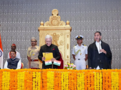 Jishnu Dev Varma prestó juramento como gobernador de Maharashtra en Lok Bhavan