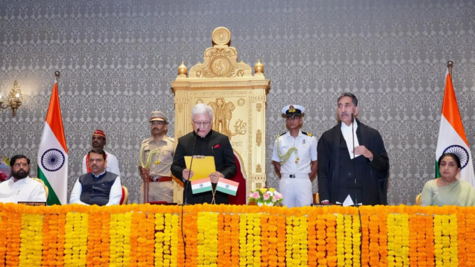 Jishnu Dev Varma prestó juramento como gobernador de Maharashtra en Lok Bhavan