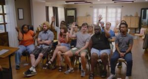 Reparto de ‘Company Retreat’ detrás de escena de la temporada 2