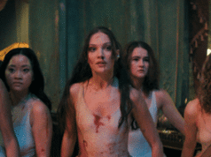 Los malos de la bailarina giran y cortan la garganta