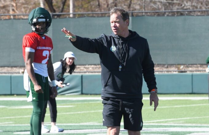 CSU Rams comienzan la primera práctica de primavera con Jim Mora