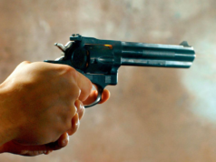 La Corte Suprema ordena la formación de un panel de expertos para abordar las armas de fuego sin licencia