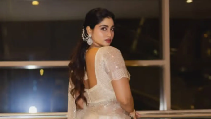 Shivani Narayan pide a los líderes de Kollywood que brinden oportunidades a las actrices tamiles