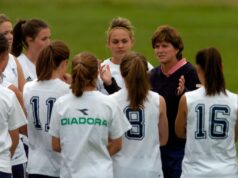 Premio April Heinrichs para honrar a la mejor jugadora de fútbol femenino senior de Colorado