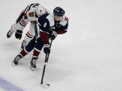Colorado Avalanche derrota a los Chicago Blackhawks 3-1 en el Ball Arena