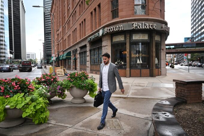 Brown Palace Hotel llega al mercado