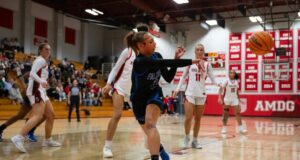 Baloncesto de la escuela secundaria de Colorado Great 8 en las clases 6A, 5A en el Denver Coliseum