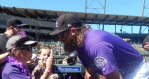 Mabel Miyasaki, superfan de los Rockies de 100 años, ‘era una estrella que brillaba’