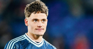 El alemán Florian Wirtz dos buenos para Suiza