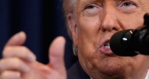 Donald Trump dice que el conflicto terminará “muy pronto” pero amenaza con bombardeos más duros