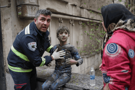 Ataque aéreo israelí mata a tres periodistas libaneses; El príncipe iraní exiliado dice que pedirá a los iraníes que se levanten cuando llegue el “momento adecuado”