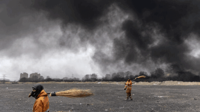 Actualizaciones en vivo de la guerra entre Estados Unidos e Irán: el número de muertos iraníes supera los 1.300 cuando el hijo de Jamenei es nombrado sucesor; Los mercados bursátiles mundiales caen