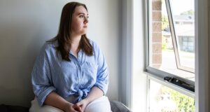 Las familias australianas eligen entre enfriar sus hogares y conducir debido a las presiones del costo de vida.