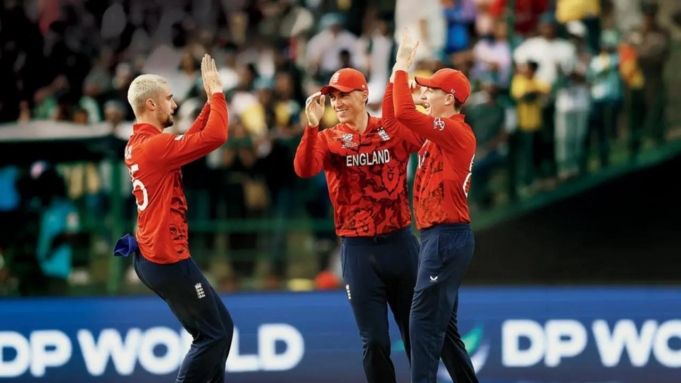 ICC anuncia los oficiales de partido para ambas semifinales del evento principal