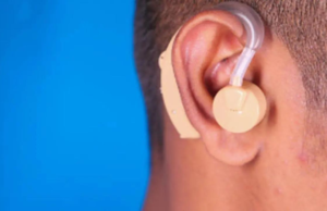 Médicos de Mumbai ayudan a un hombre sordo a oír nuevamente 7 años después de que los medicamentos cambiaran su vida