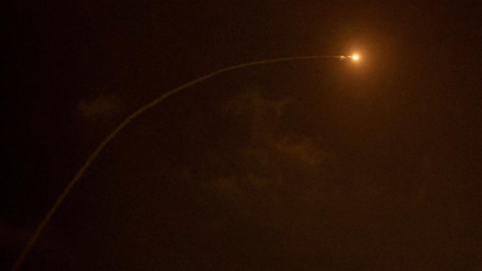 Dos altos funcionarios de inteligencia iraníes muertos en ataque aéreo en Teherán: Israel