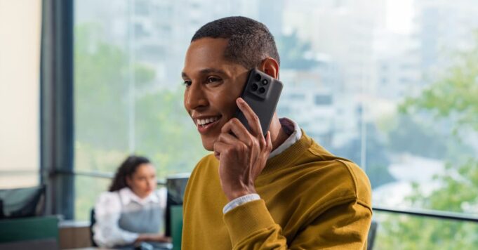 Motorola confirma la compatibilidad con GrapheneOS para un teléfono futuro, incorporando funciones