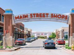 Dúplex en busca de tiendas en el sitio de Northfield