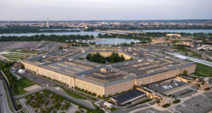 Legisladores estadounidenses destacan la inteligencia artificial, la cibernética y los sistemas autónomos como el futuro de la guerra