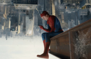 Spider-Man usa un Galaxy Z Flip en el primer tráiler de Brand New Day