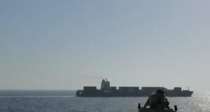 Irán confisca barcos mientras el Pentágono advierte sobre las minas