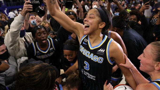 Fuentes: Candace Parker de la WNBA y Elena Delle Donne llegan al HOF