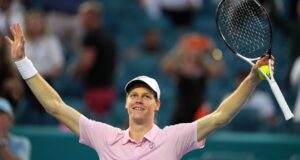 Jannik Sinner vence a Jiri Lehecka y gana el Abierto de Miami