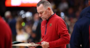 Fuentes: Michael Malone de la UNC entre los entrenadores mejor pagados