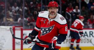 Aún anotando, Alex Ovechkin está indeciso sobre su futuro en la NHL