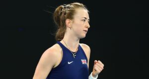 La adolescente británica Mika Stojsavljevic logra una gran sorpresa en la copa Billie Jean King