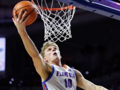El máximo anotador de Florida, Thomas Haugh, regresará y pasará del draft de la NBA