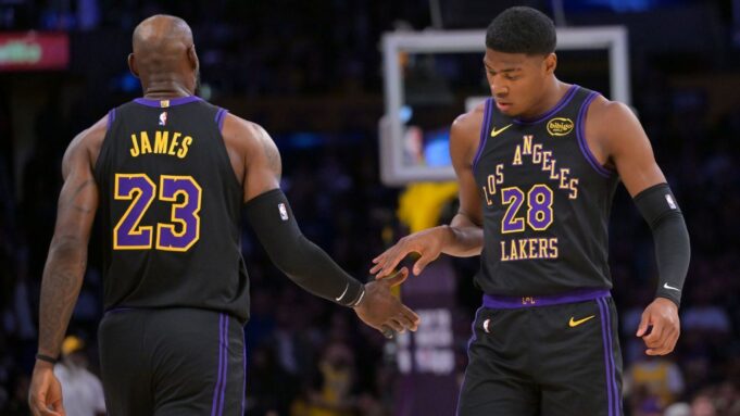 Probabilidades de MVP del campeonato de la NBA y las finales: los Lakers invierten las probabilidades en los Rockets, el Thunder las probabilidades en los favoritos