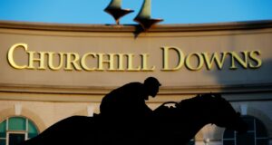 El favorito del Kentucky Derby, Renegade, colocado dentro con el puesto número 1