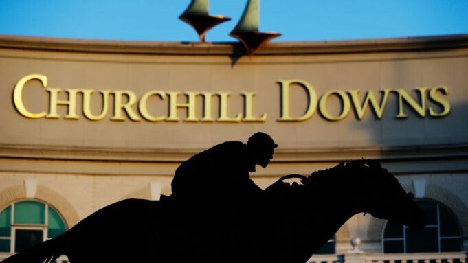 El favorito del Kentucky Derby, Renegade, colocado dentro con el puesto número 1