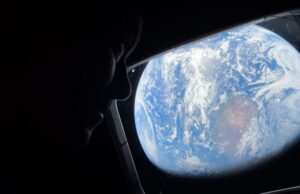 El inodoro de la cápsula Orion vuelve a funcionar mal cuando los astronautas aceleran hacia la luna