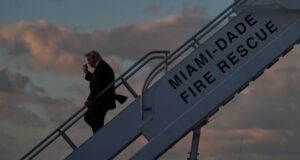 La guerra de Trump libera divisiones que podrían destrozar su mundo MAGA