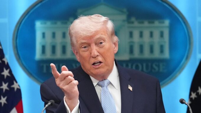 Donald Trump promete destruir las plantas de energía iraníes, tiroteo mortal cerca del consulado israelí en Estambul