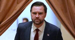 Se suspende el viaje de JD Vance a Pakistán para mantener conversaciones de paz; Irán aún debe decidir si asistirá; Soldados israelíes castigados por destruir una estatua de Jesús en el Líbano